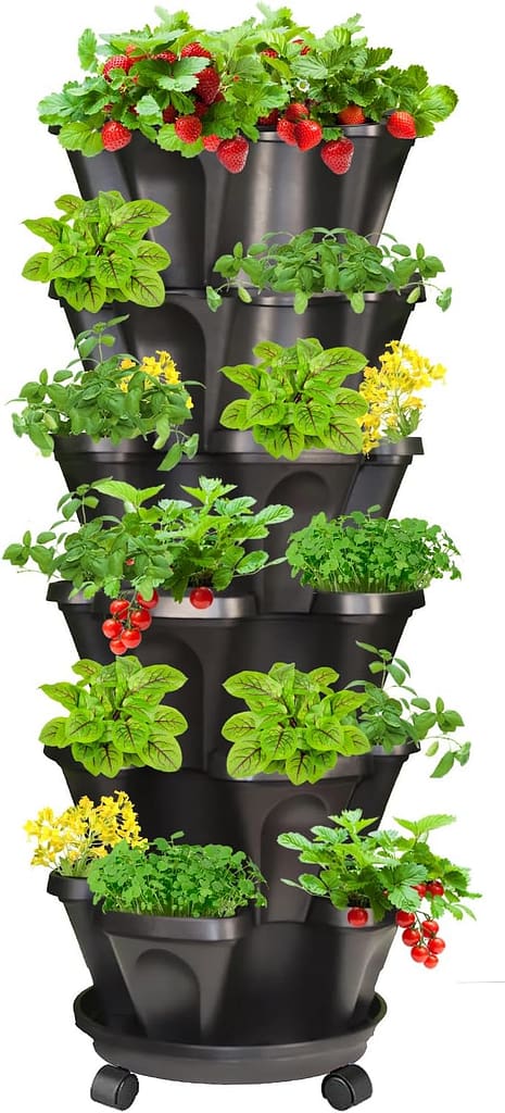 Stackable vertical Planters